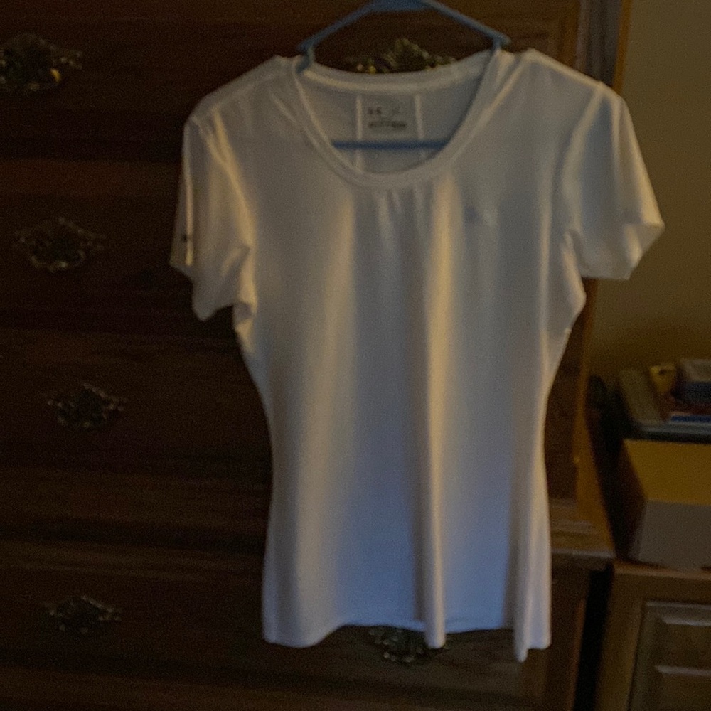 Under Armour Large Heat Gear Fitted